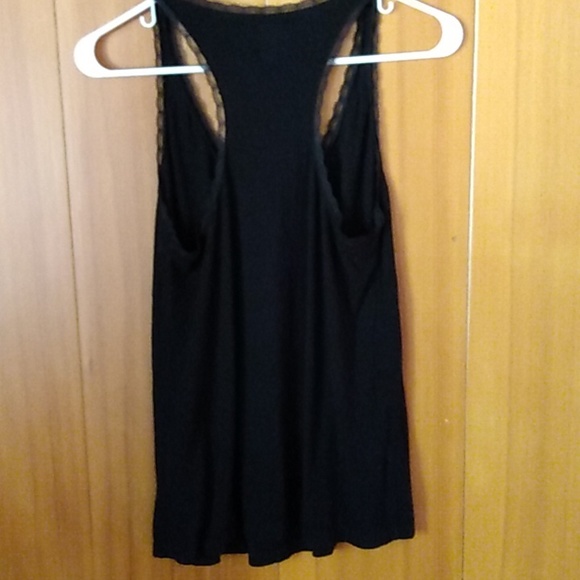 By Eloise Tank - Picture 4 of 4